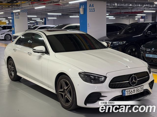 Mercedes-Benz E-Class 2023 — photo 3