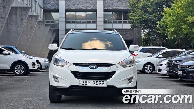 Hyundai Tucson 2011 — photo 2