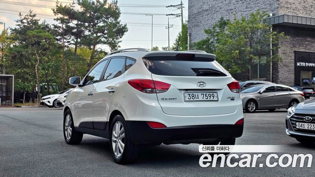 Hyundai Tucson 2011 — photo 4