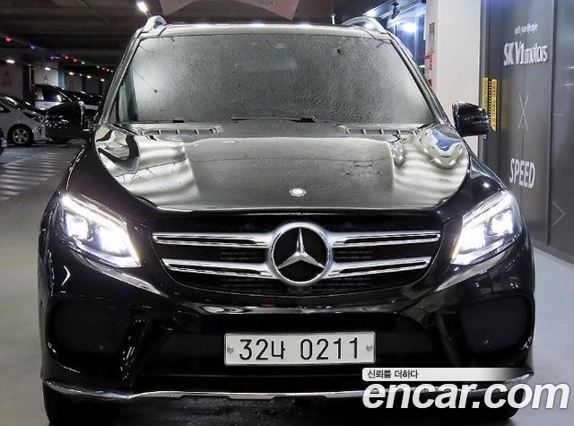 Mercedes-Benz GLE-Class 2017 — photo 1