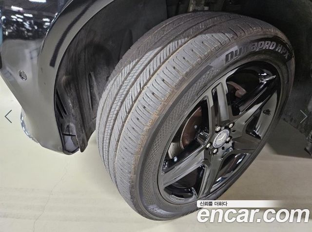 Mercedes-Benz GLE-Class 2017 — photo 20