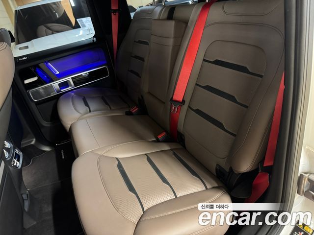 Mercedes-Benz G-Class 2025 — photo 8