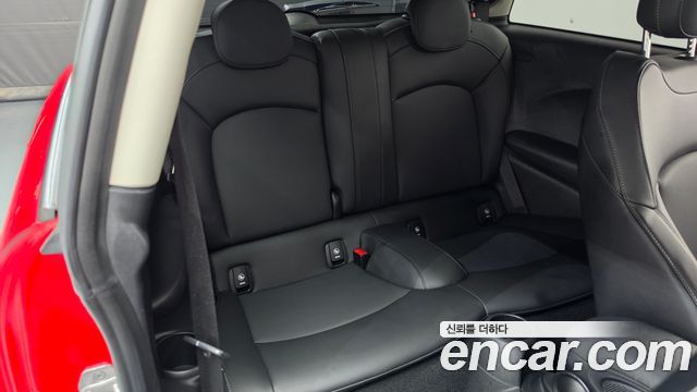 Mini Cooper 2020 — photo 17