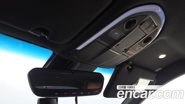 Genesis G70 2019 — photo 25