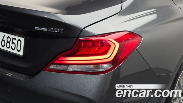 Genesis G70 2019 — photo 9