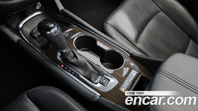 Chevrolet Korea Malibu 2018 — photo 12