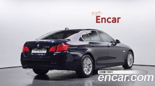 BMW 5-Series 2014 — photo 2