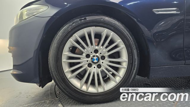 BMW 5-Series 2014 — photo 5