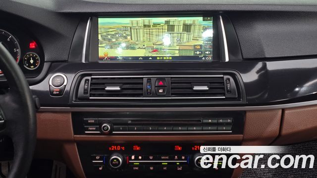 BMW 5-Series 2014 — photo 15