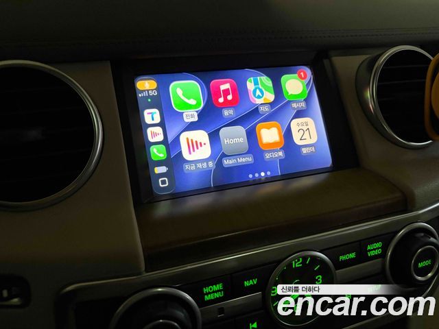 Land Rover Discovery 2016 — photo 17