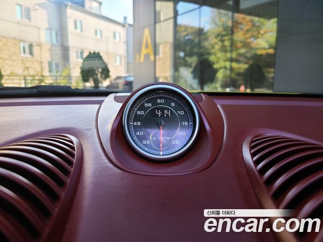 Porsche 718 2017 — photo 10
