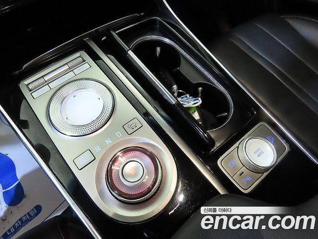 Genesis GV80 2021 — photo 12