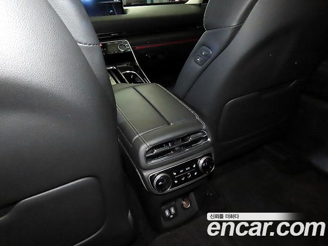Genesis GV80 2021 — photo 14