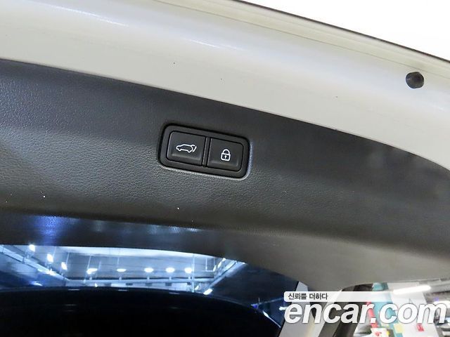 Genesis GV80 2021 — photo 15