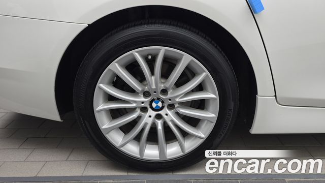 BMW 5-Series 2016 — photo 5