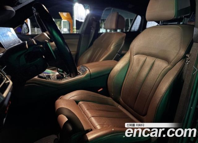 BMW X6 2021 — photo 9