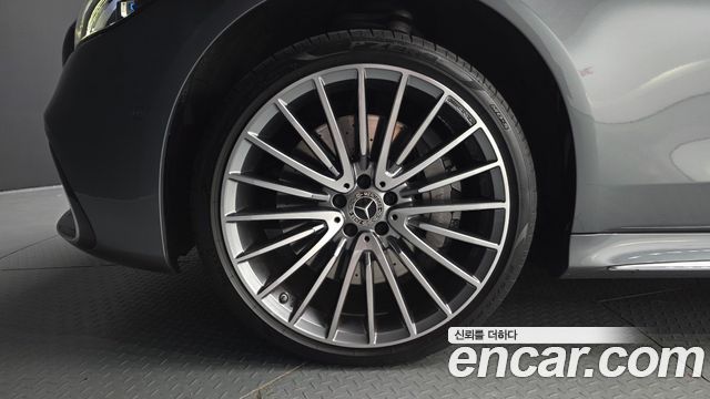 Mercedes-Benz S-Class 2024 — photo 5