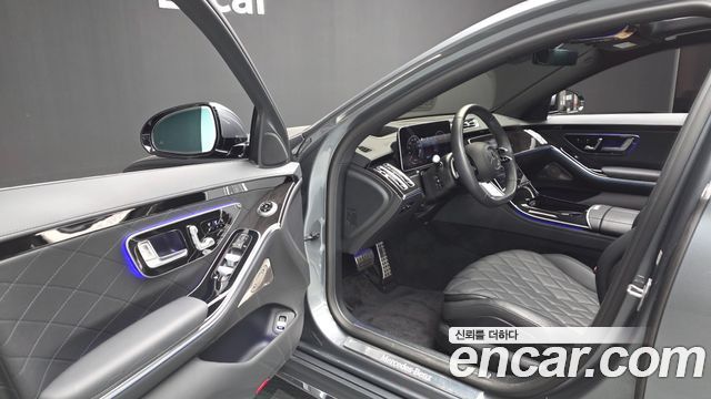 Mercedes-Benz S-Class 2024 — photo 13