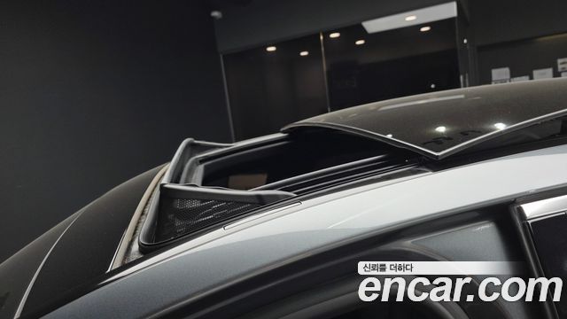 Mercedes-Benz S-Class 2024 — photo 23