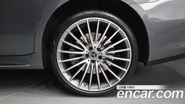 Mercedes-Benz S-Class 2024 — photo 7