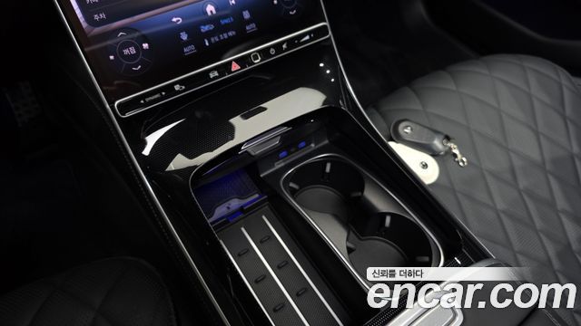 Mercedes-Benz S-Class 2024 — photo 33