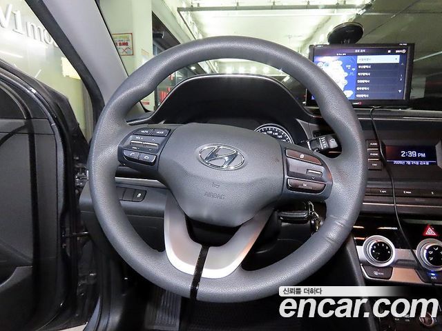 Hyundai AVANTE 2019 — photo 8