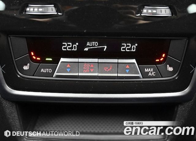 BMW X5 2021 — photo 16