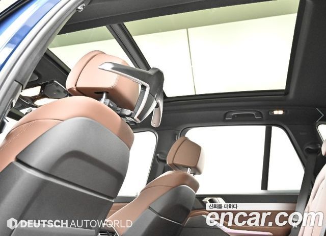 BMW X5 2021 — photo 18