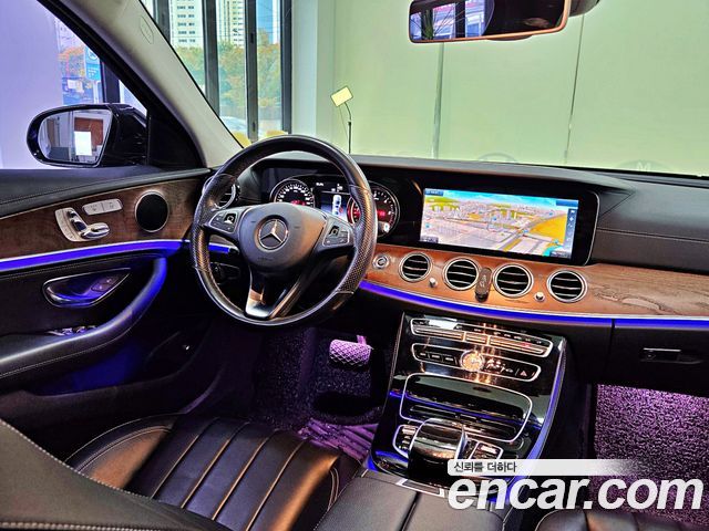 Mercedes-Benz E-Class 2017 — photo 9