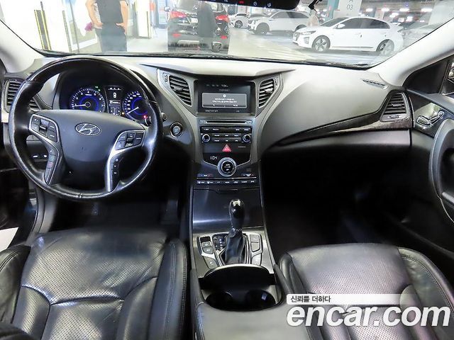 Hyundai Grandeur 2017 — photo 10