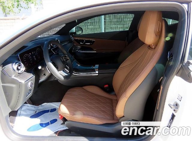 Mercedes-Benz CLE-Class 2025 — photo 5