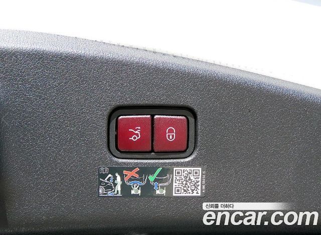 Mercedes-Benz CLE-Class 2025 — photo 17
