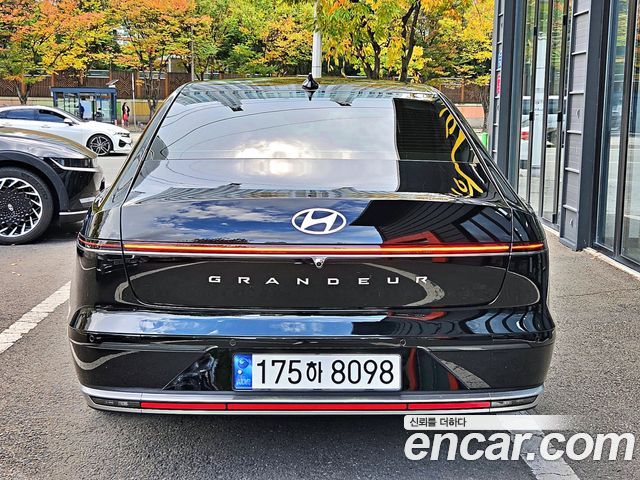 Hyundai Grandeur 2023 — photo 4