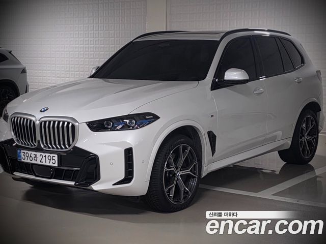 BMW X5 2026 — photo 1