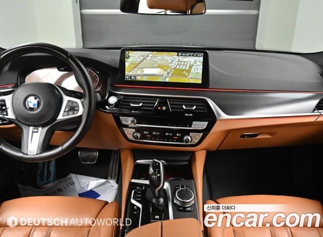 BMW 5-Series 2022 — photo 7