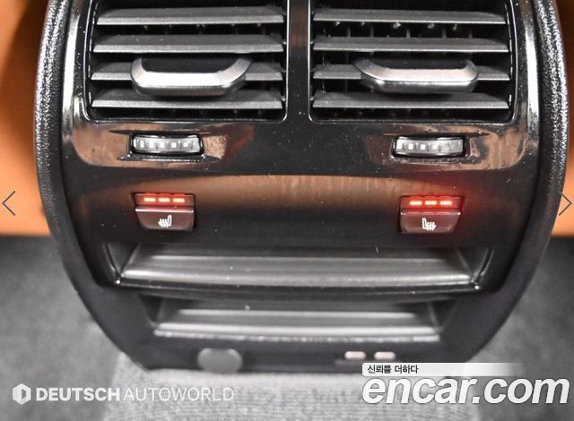 BMW 5-Series 2022 — photo 16
