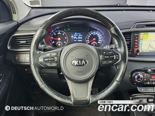 Kia Sorento 2015 — photo 13