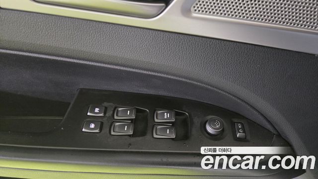 KG Mobility Rexton 2019 — photo 18