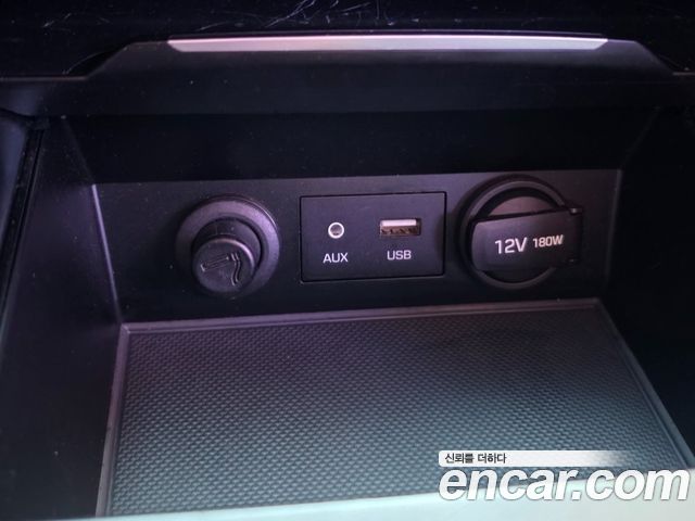 Hyundai AVANTE 2016 — photo 15
