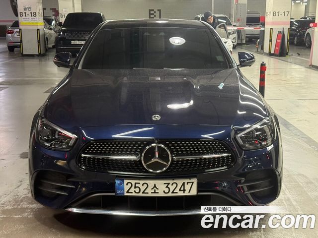 Mercedes-Benz E-Class 2021 — photo 1