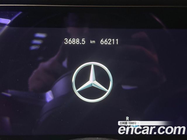 Mercedes-Benz E-Class 2021 — photo 4