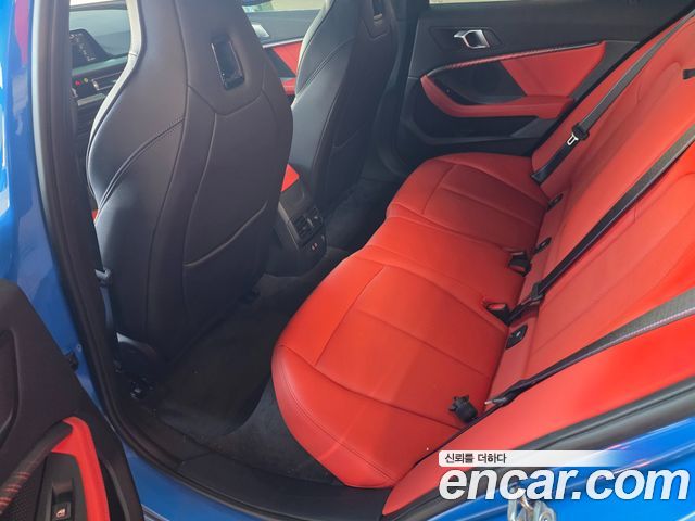 BMW 1-Series 2021 — photo 7
