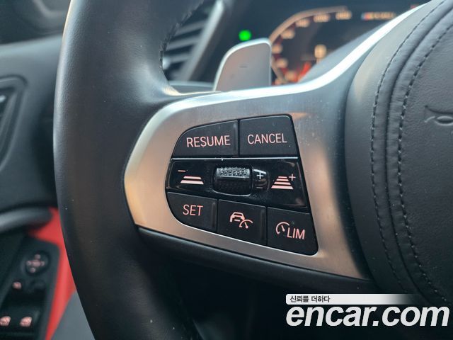 BMW 1-Series 2021 — photo 17