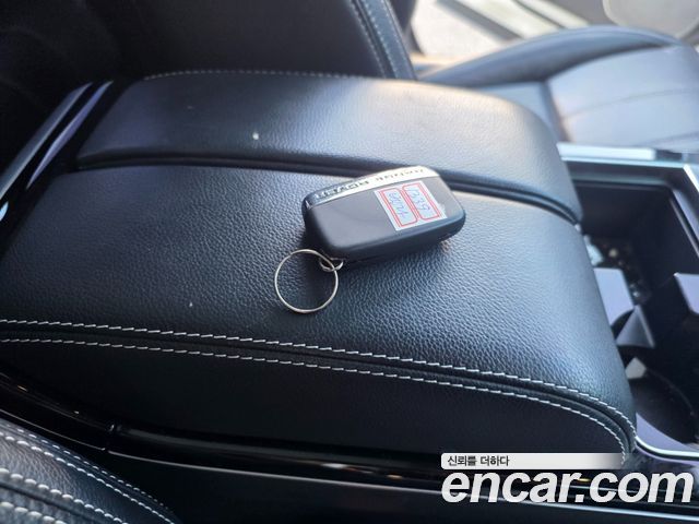 Land Rover Range Rover Velar 2018 — photo 5