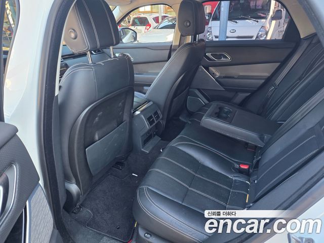 Land Rover Range Rover Velar 2018 — photo 7