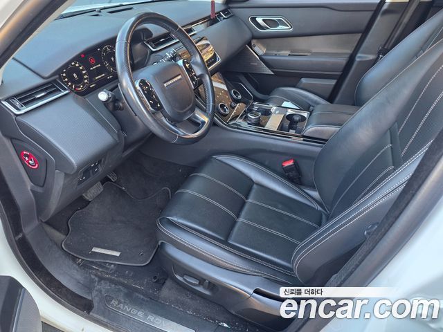 Land Rover Range Rover Velar 2018 — photo 8