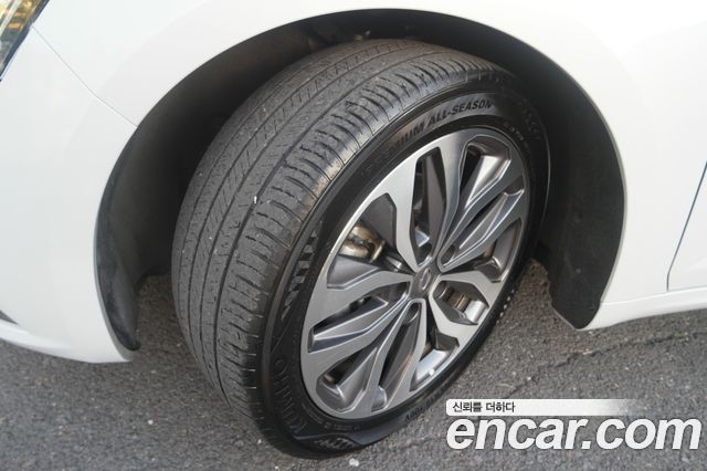 Renault Korea SM6 2017 — photo 5