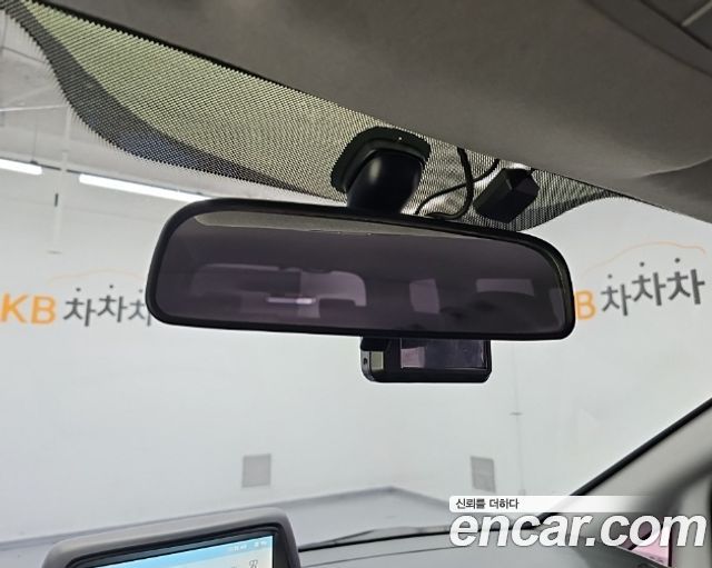 Hyundai Starex 2016 — photo 16