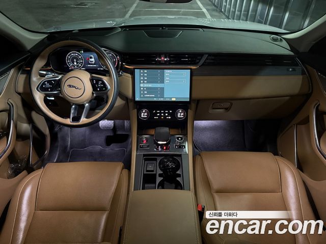 Jaguar F-PACE 2021 — photo 3