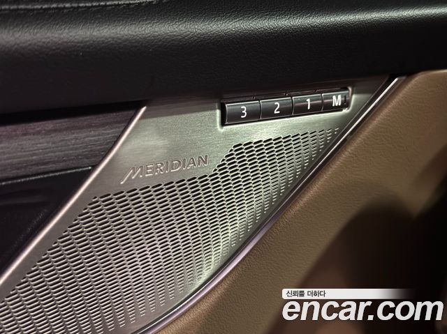 Jaguar F-PACE 2021 — photo 13